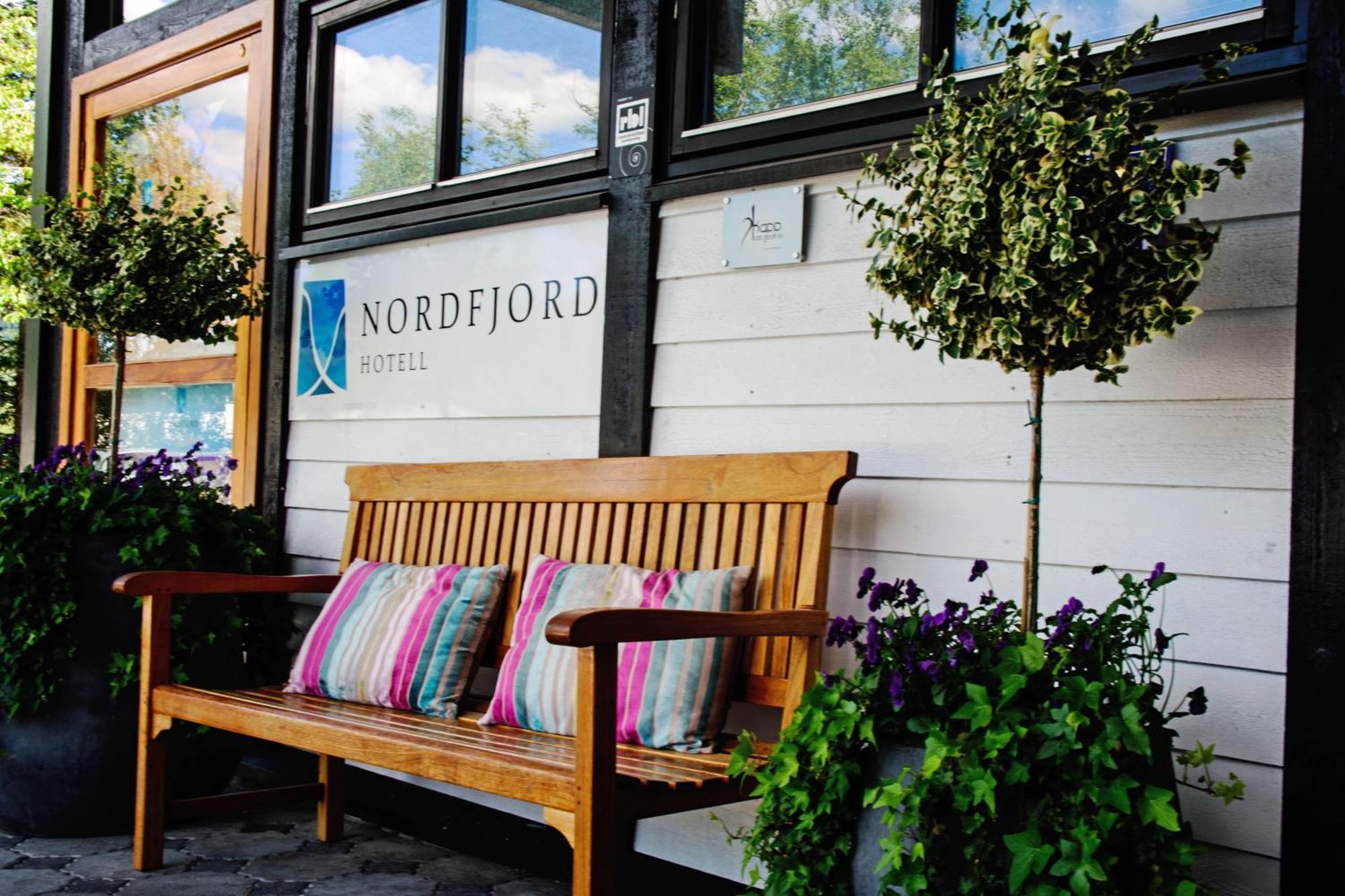 Nordfjord Hotel 4*